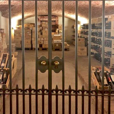 Piemont Slow Food Banca Del Vino Raritaeten Bra Viptrip