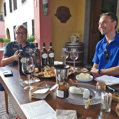 Piemont Weindegustation Weinschulung Weinparty Viptrip