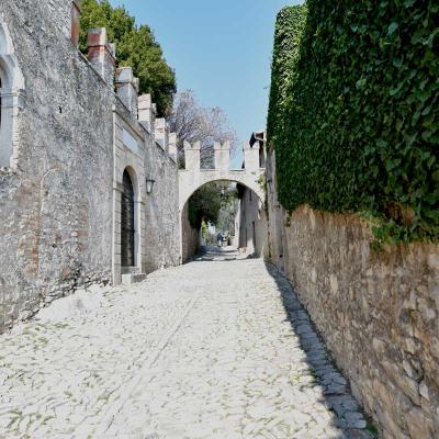 Idyllische Gässchen, gemütlicher Spaziergang